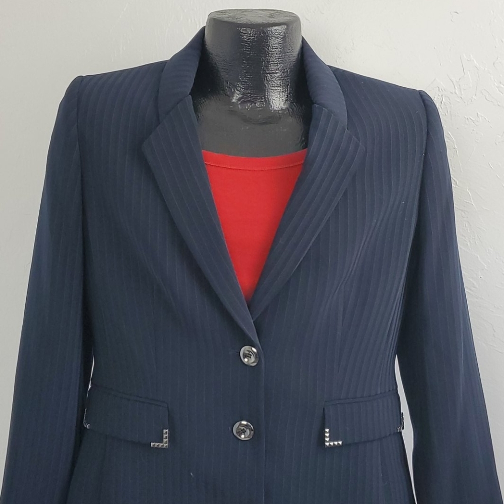 Tahari Arthur S. Levine Blazer Blue Striped Women’s Size 8P Classic Lined